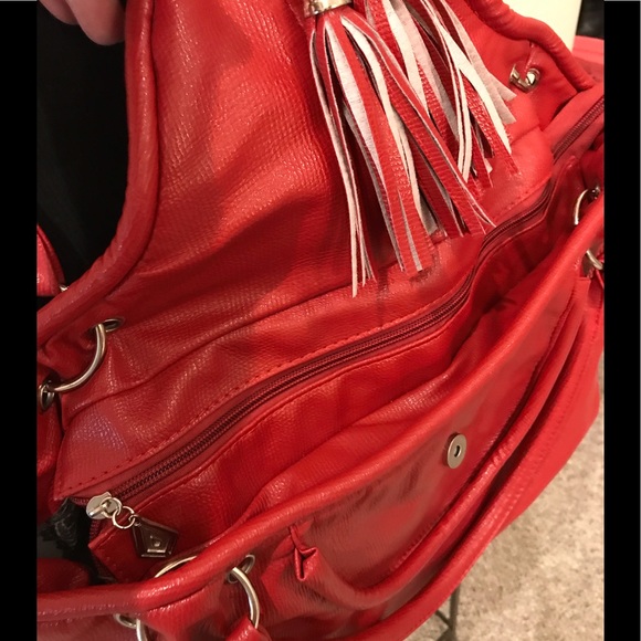 NEW RED TASSELS HOBO BAG - Picture 3 of 8